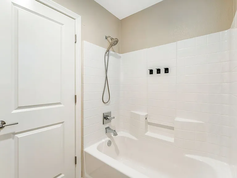 6613 Dome Rock St — Photo 28