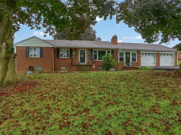 401 Nicholson Ave, Ellwood City, PA 16117