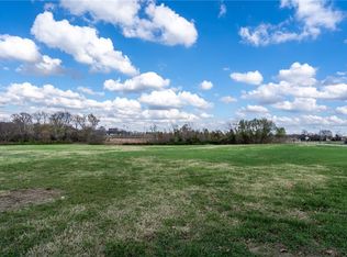 409 N Country Club Rd #2, Siloam Springs, AR 72761