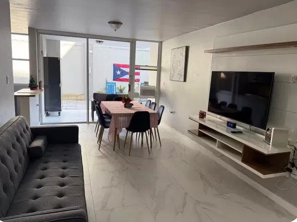 220 Street, Carolina, PR 00983
