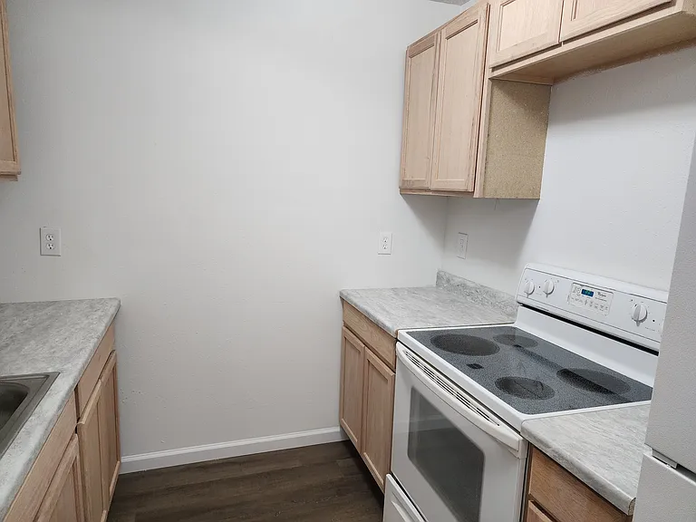 206 Lakeview St #A — Photo 2