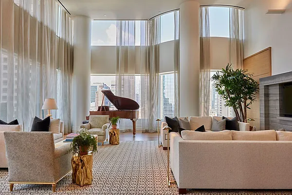 Rented by Domus Realty | media 27