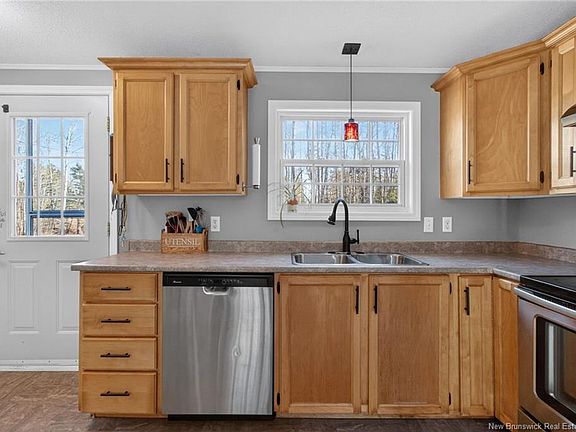 2nd image of 46287 Homestead Rd