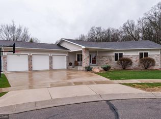 797 Brandon Ln SW, Rochester, MN 55902