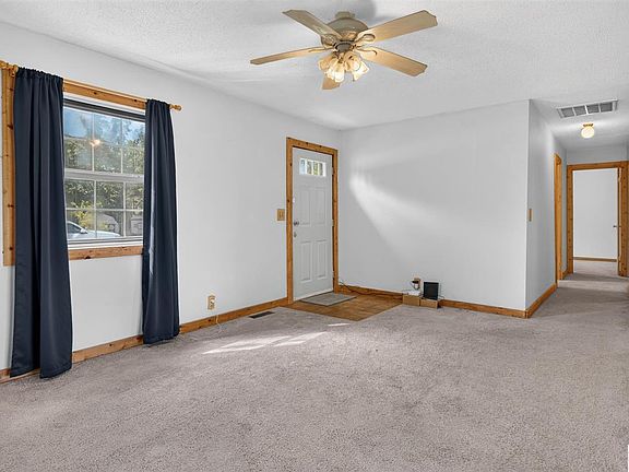 4th image of 5016 W Private Rd