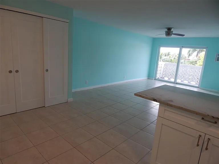 3220 Bayview Dr #314 — Photo 9
