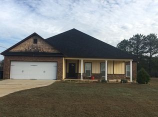8 Sorghum Ct, Fort Mitchell, AL 36856