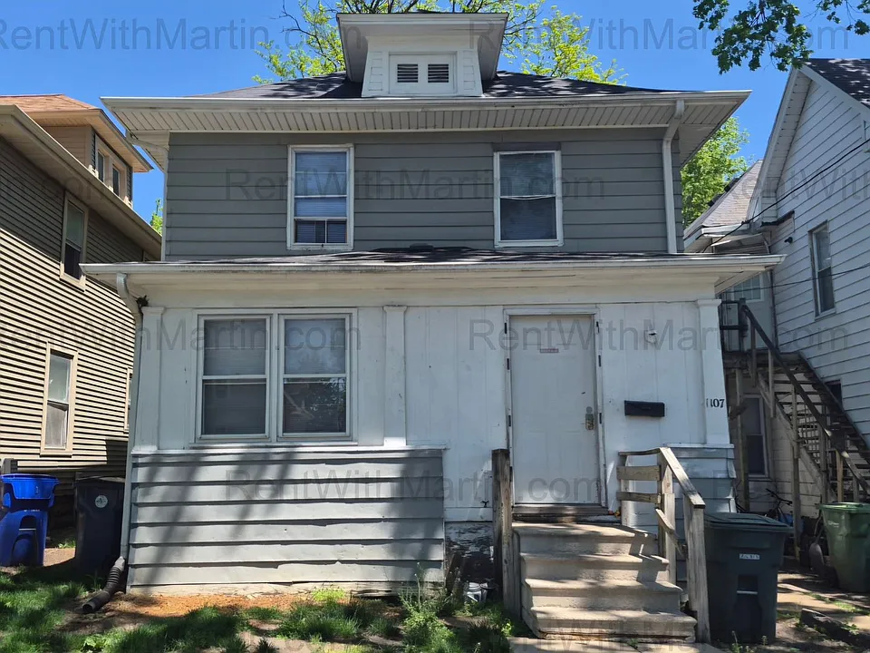 1107 Mulberry St