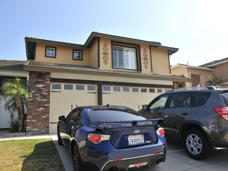 1st image of 6111 Park Crest Dr