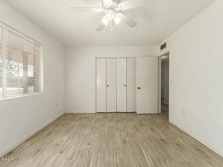 11014 W Cheryl Dr — Photo 17