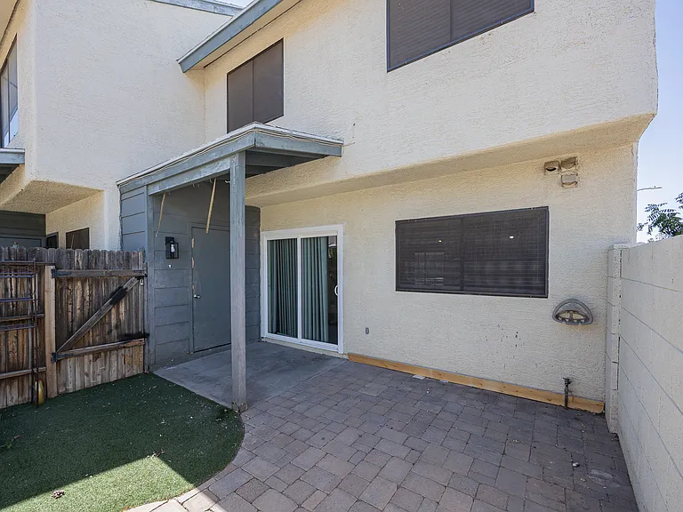 7801 N 44th Dr #1030 — Photo 24