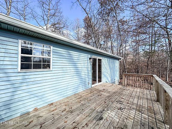 4th image of 5006 Maple Chase Way