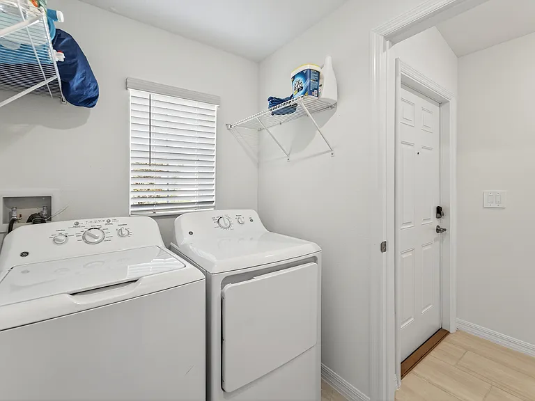 17512 Shirewood Way — Photo 23