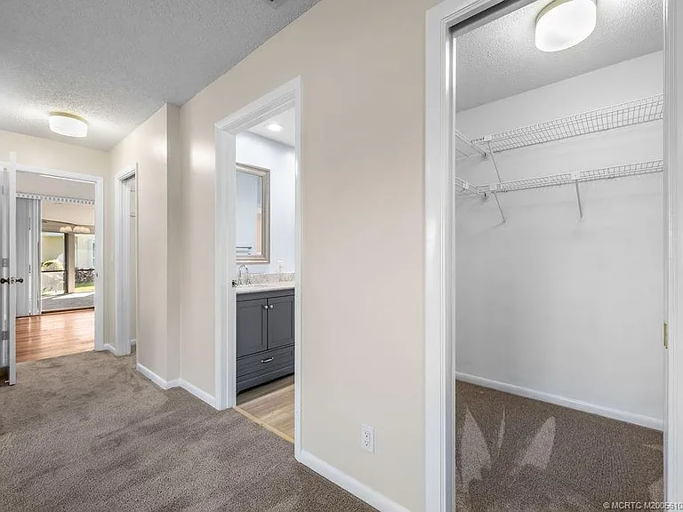 2386 SW Creekside Dr — Photo 24
