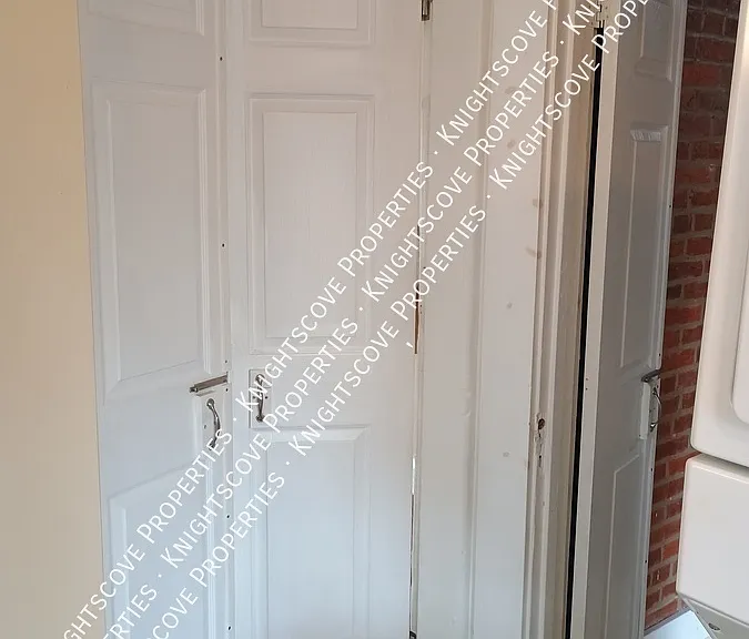 33 S Main St #1R — Photo 2