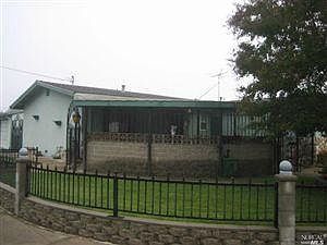2nd image of 890 Pueblo Ave