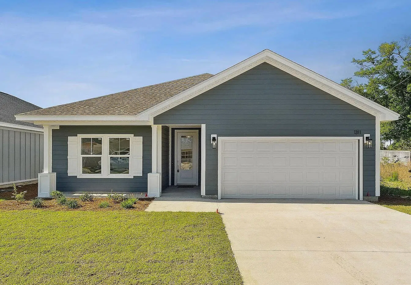 4 bed, 1835 sqft, $2,700 — Photo 1