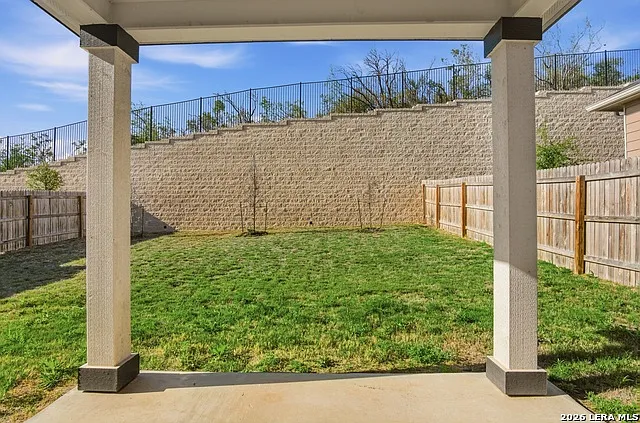 15411 Oceanus Dr — Photo 23