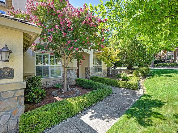 4th image of 5825 Oak Place Ct