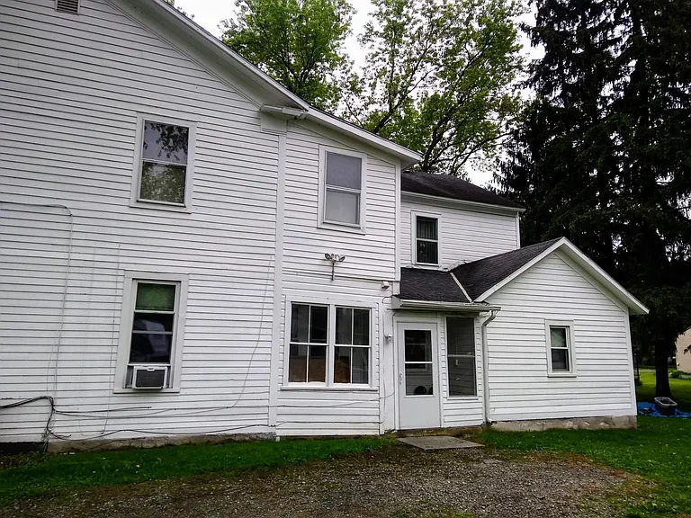 100 N Main St #2 — Photo 2