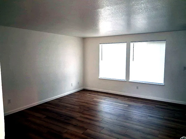 10425 Holly Dr #A — Photo 4