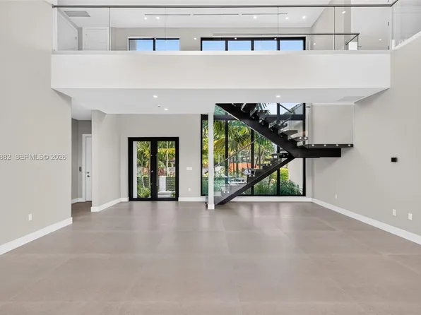 2015 NE 4th Ave, Wilton Manors, FL 33305