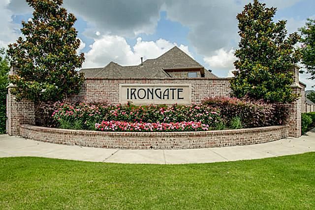 1st image of 822 Winterwood Ct