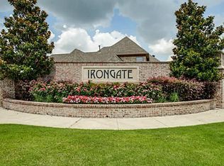 822 Winterwood Ct, Garland, TX 75044