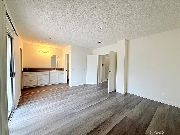 11117 Klingerman St #4 — Photo 19