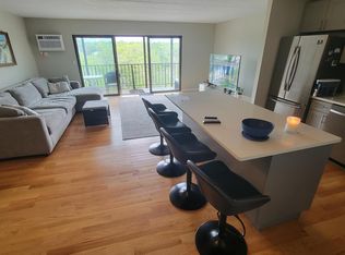 235 Winthrop St APT 7708, Medford, MA 02155