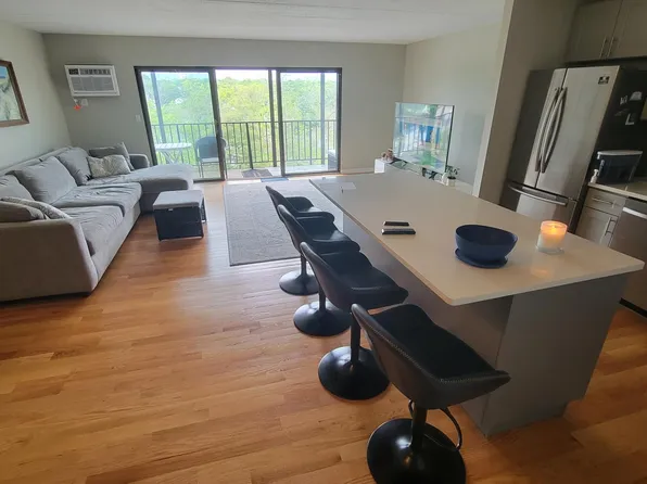 235 Winthrop St APT 7708, Medford, MA 02155