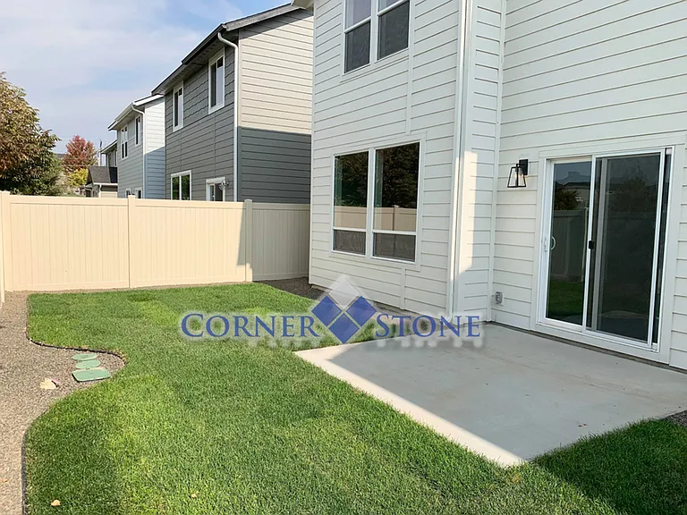 3301 S Daybreak Ave — Photo 16