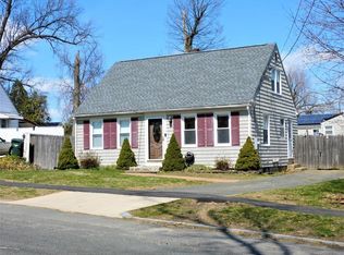 94 Surrey Rd, Springfield, MA 01118