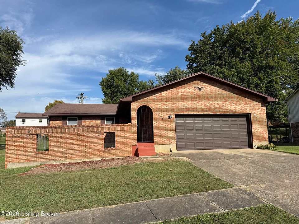 1st image of 1734 Holly Ct