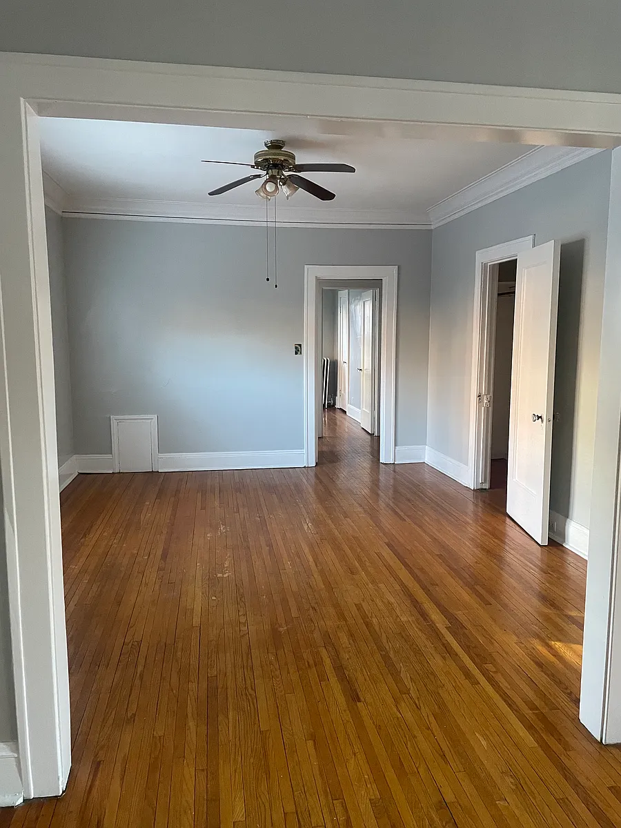 Building Photo - 2105 Lennox Rd #8