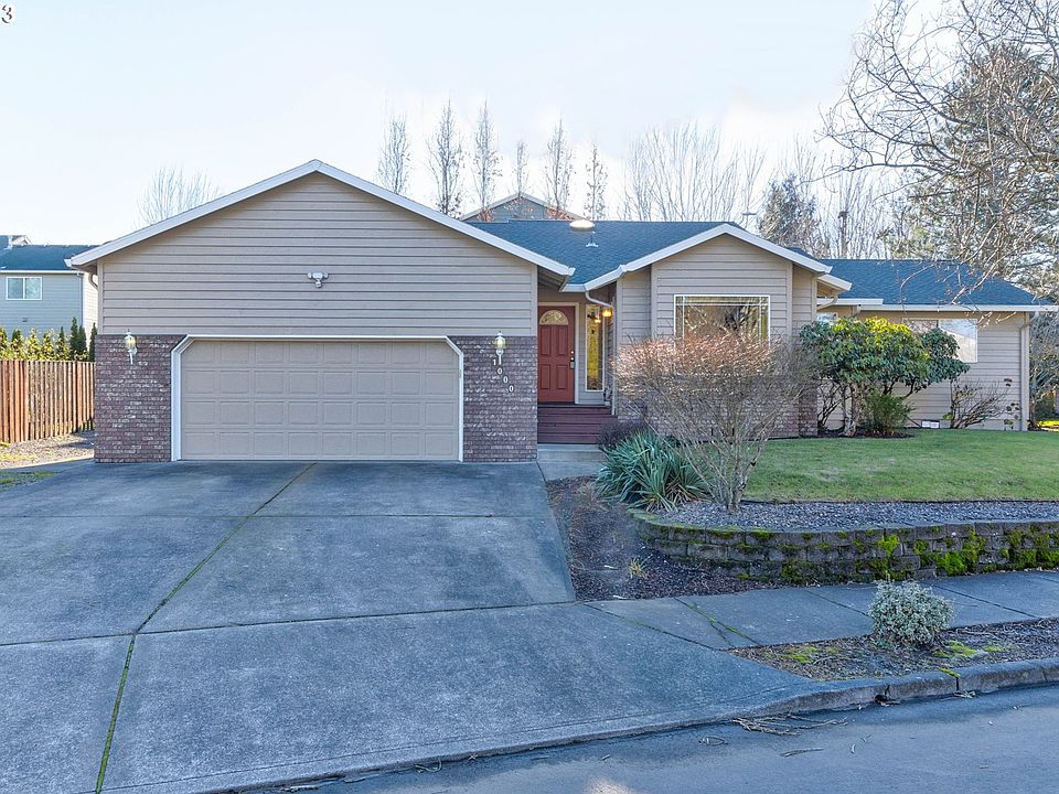 1st image of 1000 SE Althaus Dr