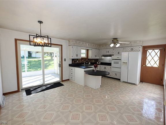 2nd image of 108 Dennis Ln