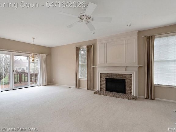 2nd image of 1685 Maple Creek Ct