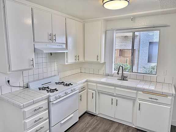 4th image of 6714 Troost Ave APT H