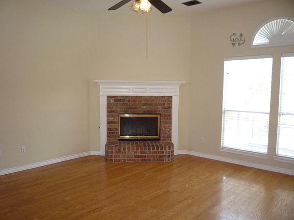 5th image of 19960 Paddlewheel Ln
