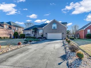 2990 Bruce Sta, Chesapeake, VA 23321