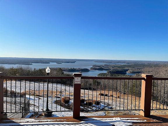 5th image of 529 Tranquility Lakes Dr