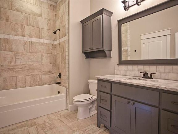 4th image of 1400 Tuscany Dr