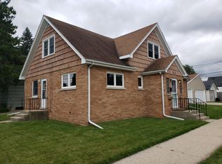 1405 37th St, Kenosha, WI 53140
