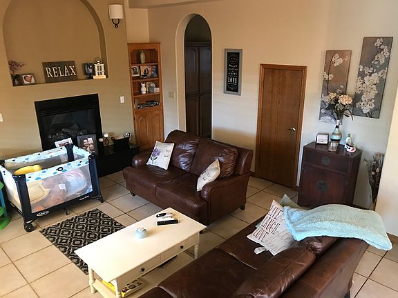 3rd image of 4141 E Huber Cir
