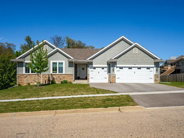 407 Sambor Trl, Belvidere, IL 61008