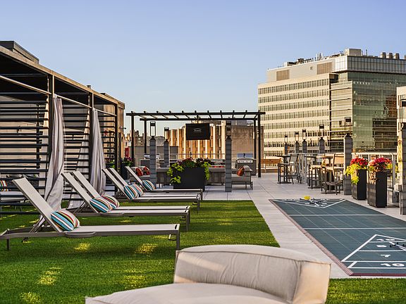 Rooftop Lounge & Cabanas