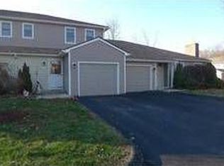 58 Brookside Vlg, Enfield, CT 06082