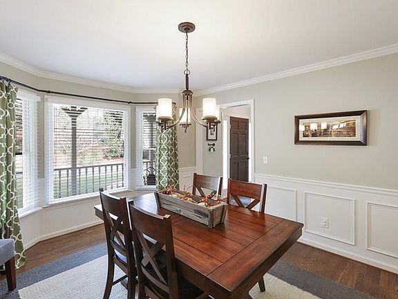 5th image of 5307 Shotwell Ct