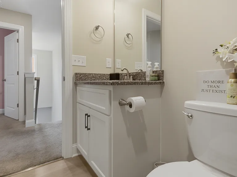 21 Vail Ct — Photo 38
